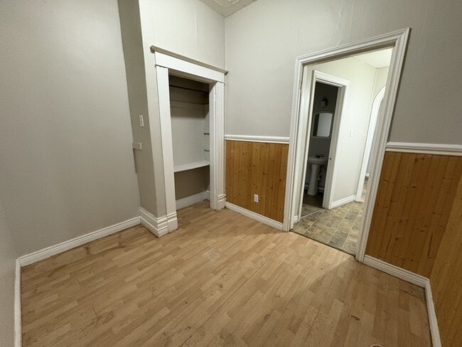 Photo - 238 Princess St Unité 238 B