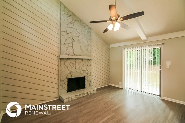 Photo - 6862 Red Maple Dr