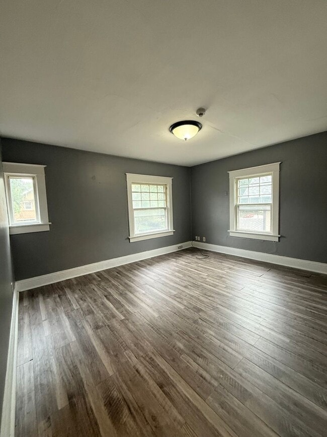 Building Photo - 4915 Chicago St Unit 2 Rental