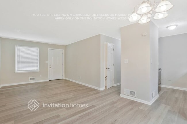2155 Venesa Cir