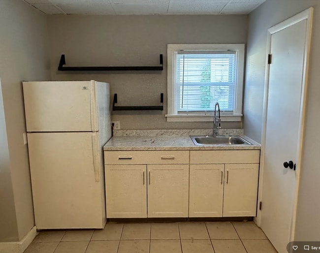 Photo - 427-429 W 16th Street Unit 429 A