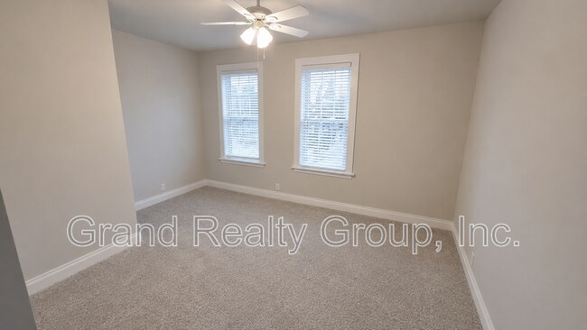 Photo - 129 Cedar Ave