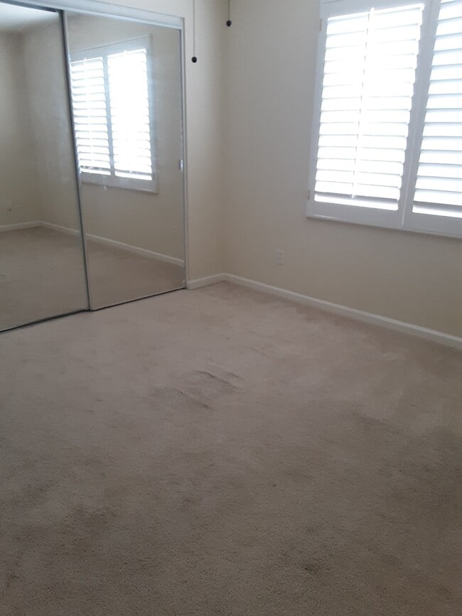 Building Photo - 4660 Palomino Way