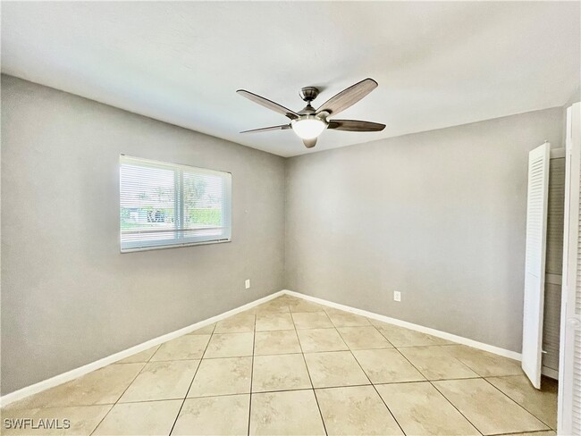 Photo - 632 108th Ave N