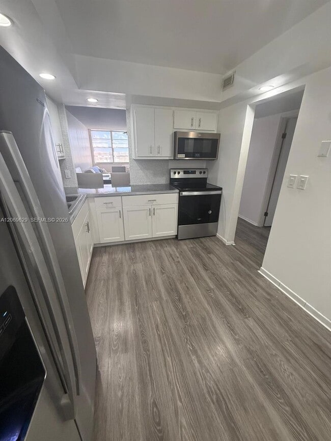 Photo - 1351 NE Miami Gardens Dr Unit 1113E