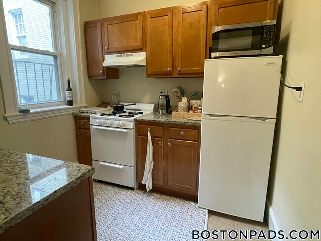 Photo - 1197 Commonwealth Ave Unidad 7