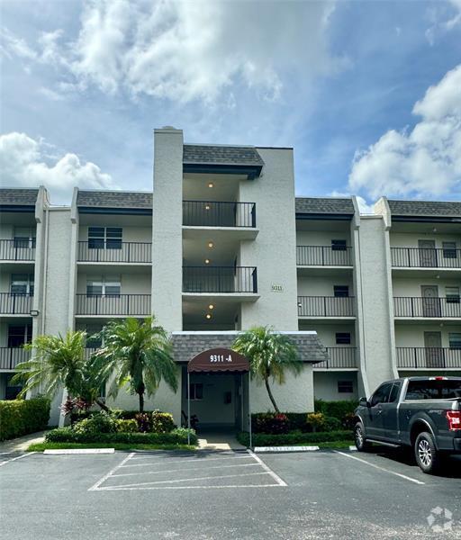 Building Photo - 9311 Orange Grove Dr Unit 204 Rental