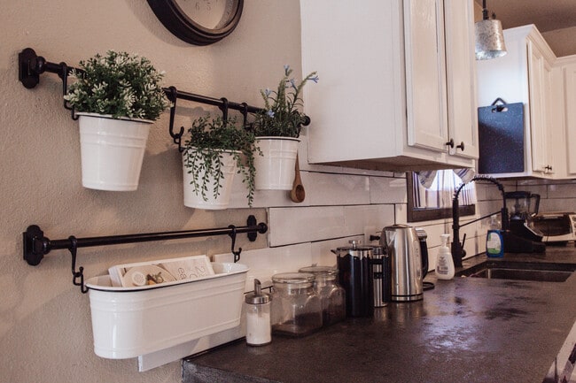 Photo - 1907 E 19th St