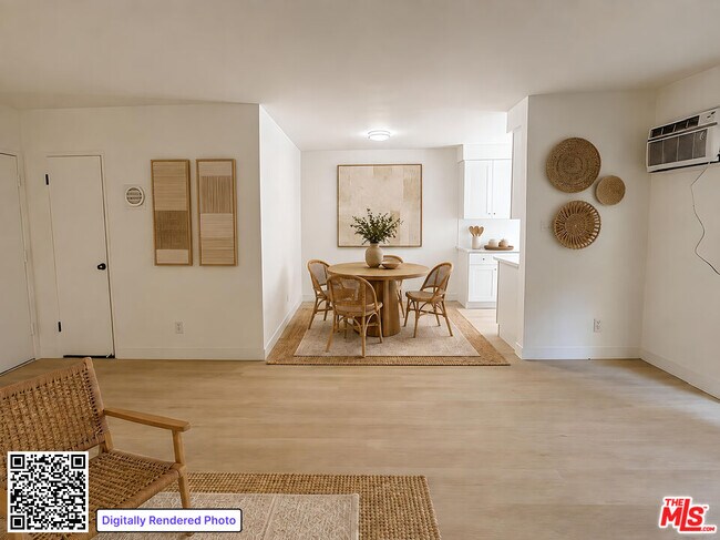 Photo - 5030 W Maplewood Ave Unit 105