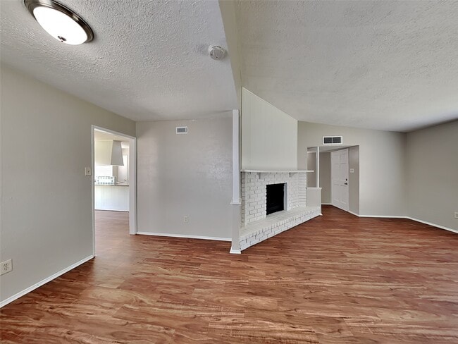 Photo - 6646 Loch Langham Dr