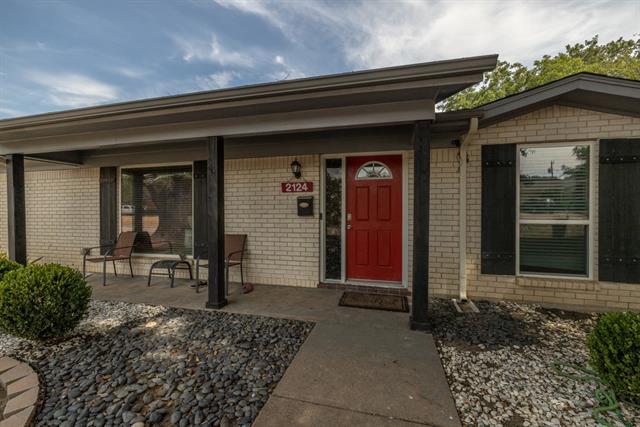 Photo - 2124 Ming Dr