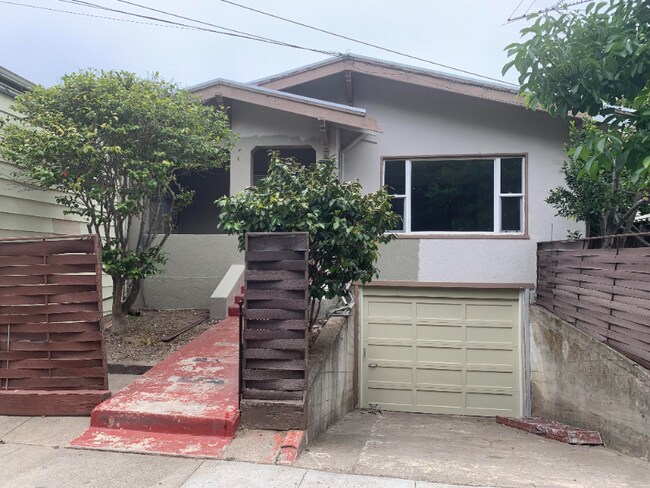 Photo - 210 San Antonio Ave