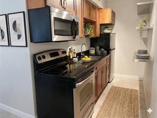 Photo - 2020 S Congress Ave Unidad 1318