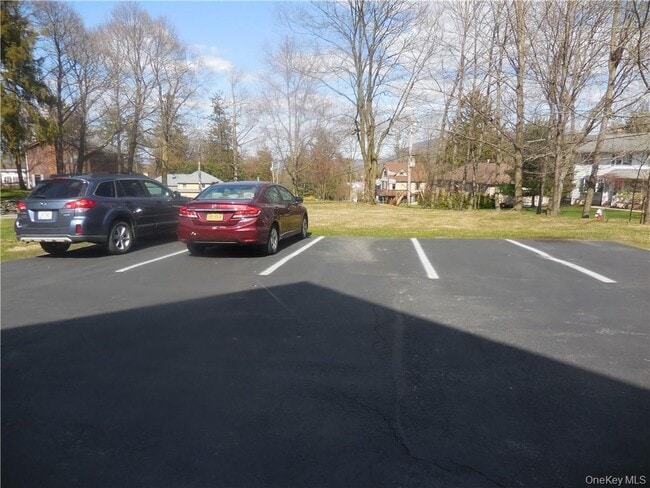 Photo - 78 Duncan Ave Unit 4