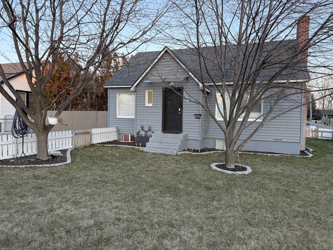 Photo - 1124 S Powerline Rd