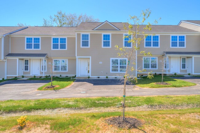 Oak Tree Townhome | 3 Bedrooms, 3.5 Bathro... - Oak Tree Townhome | 3 Bedrooms, 3.5 Bathro...