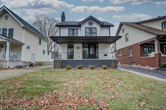 Photo - 409 Baldwin Ave