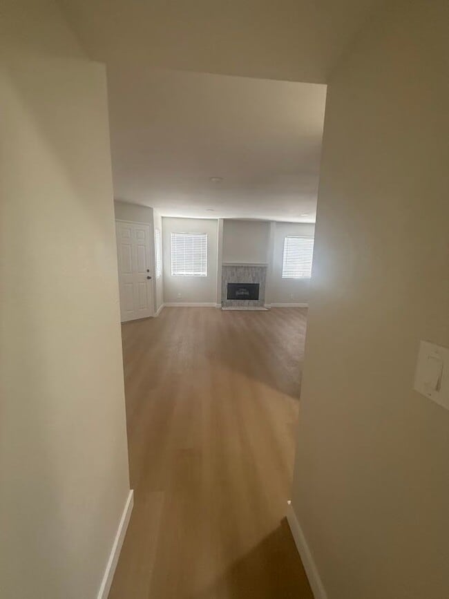 Photo - 1067 252nd St