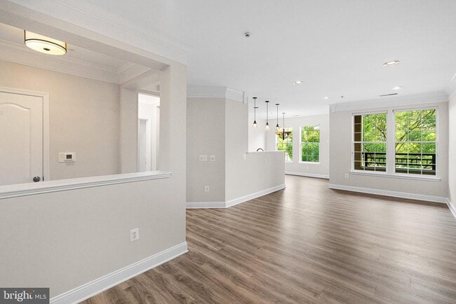 Photo - 701 Fallsgrove Dr Unit 207