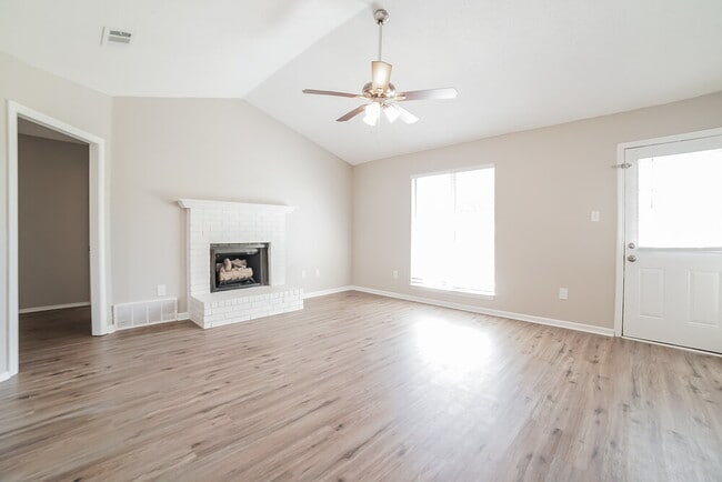 Photo - 9179 Belmont Dr