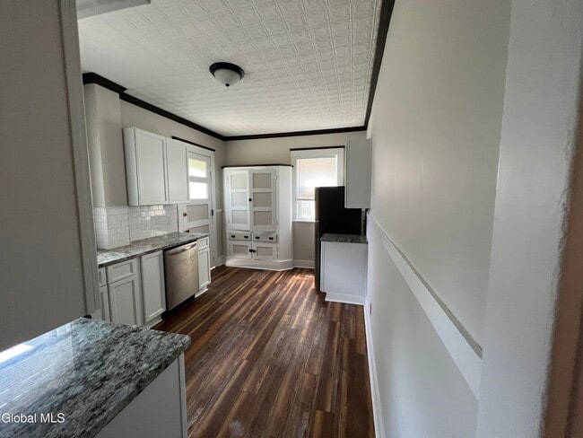 Photo - 1084 Wendell Ave Unit 1