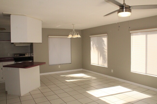 Photo - 1811 SE 15th Pl