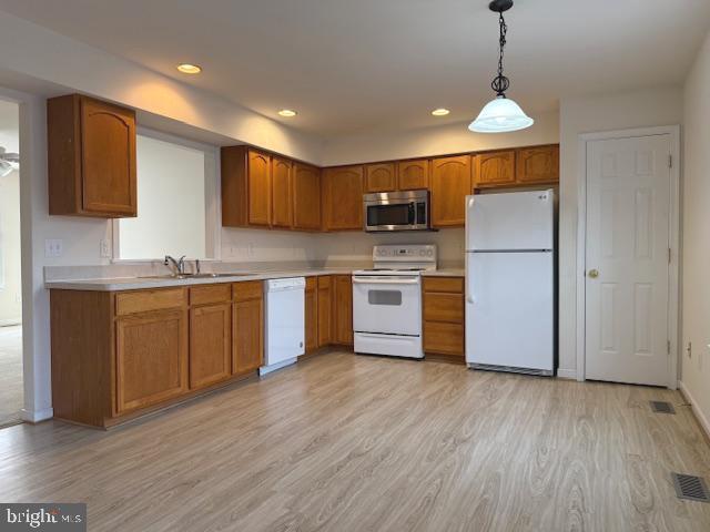 Photo - 335 Ellery Ct