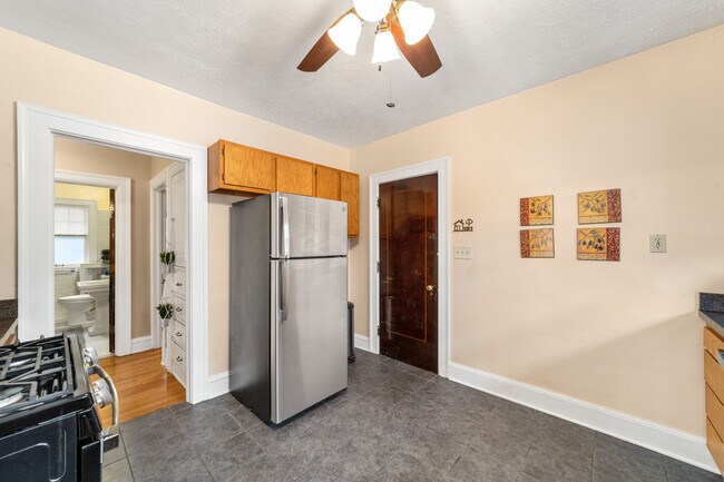 Photo - 10206 Clifton Blvd Unit Edgewater Oasis