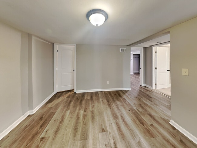 Photo - 2875 3rd Ave SW Unit B
