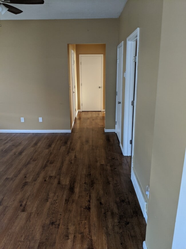 Photo - 426 W Elm St Unit A