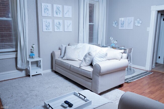 Photo - 2 br, 1 bath Duplex - 3247 Oregon Avenue 2...