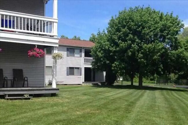 Photo - 168 Fox Hill Ln Unit Studio