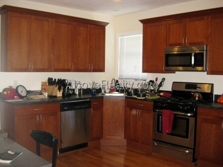 Photo - 364 Highland Ave Unidad 3