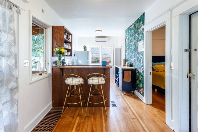 Photo - 1322 NE Skidmore St