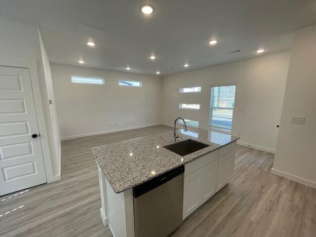 Photo - 881 Massachusetts Ave