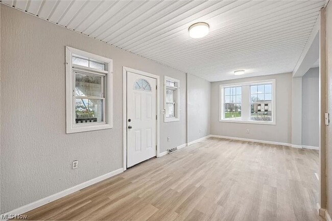 Photo - Charming 3 Bedroom Home in Loraine