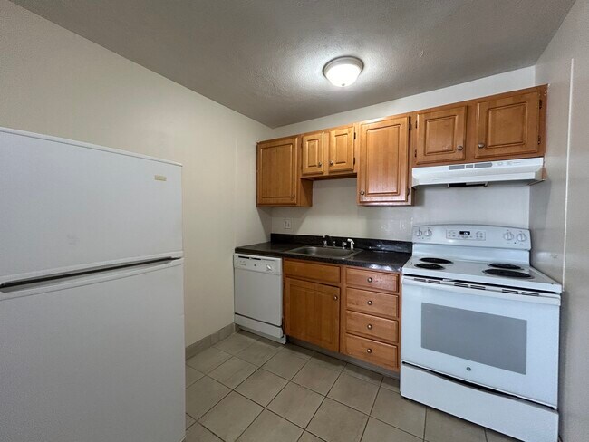 Photo - 80 Gardner St Unit 24