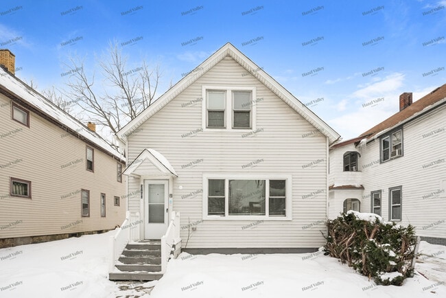 Building Photo - 3260 W 43rd St