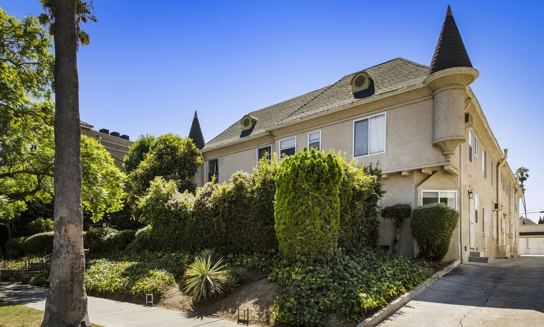 Photo - 1147 S Westmoreland Ave Unidad 2