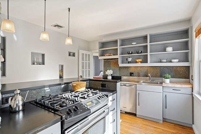 Photo - 132 Rawson Rd Unit 132