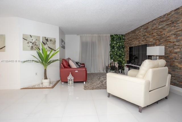 Photo - 4770 NW 102nd Ave Unidad 103-19