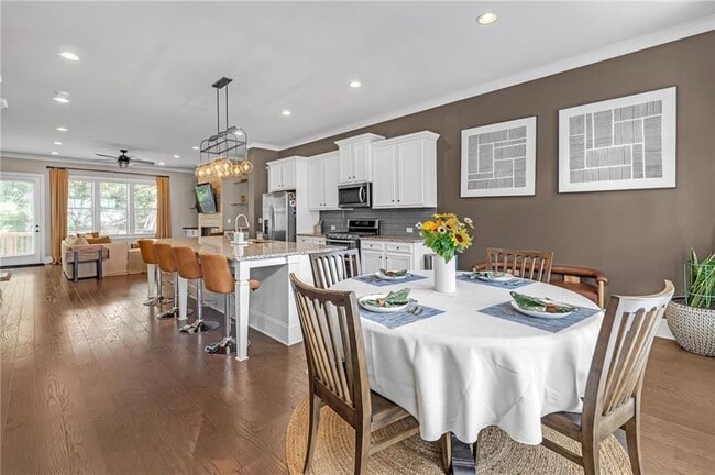 Photo - 720 Avondale Hills Dr
