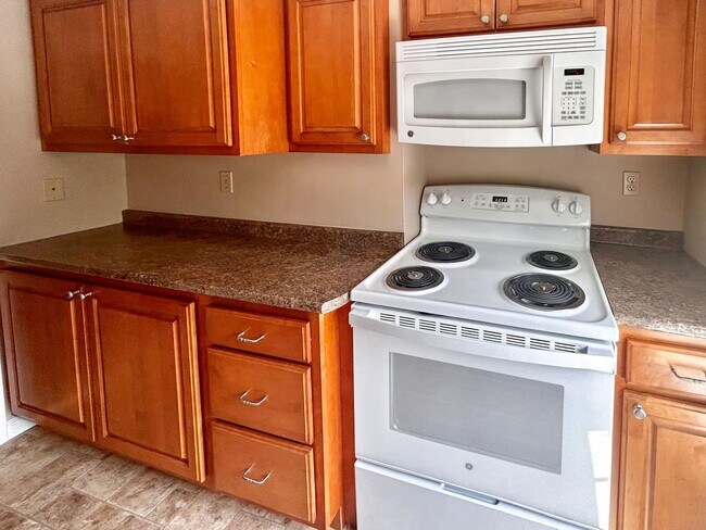 Photo - 6738 Williston Rd Unidad 3