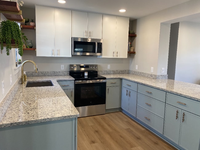 Photo - 2640 Fairground Rd