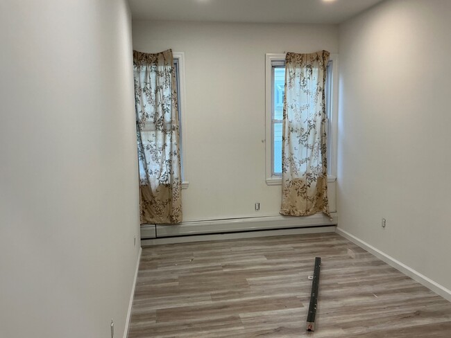 190 Franklin Ave House - House Rental in Staten Island, NY | ForRent.com