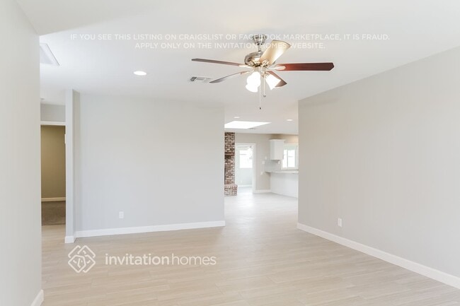 Photo - 2047 E Cornell Dr