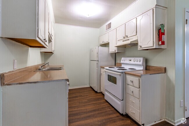 Kitchen - The Sanctuary at Shreveport