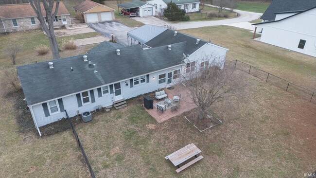 Photo - 2108 S Smith Rd