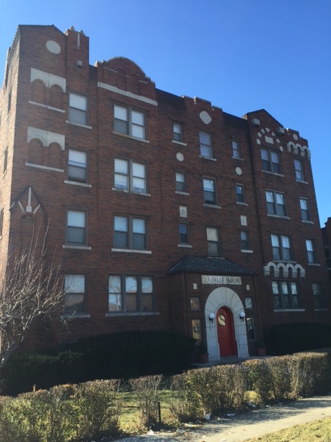Building Entry - La Salle Manor Apartments