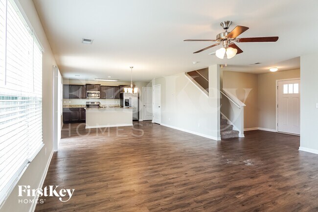Photo - 134 Rosegate Dr